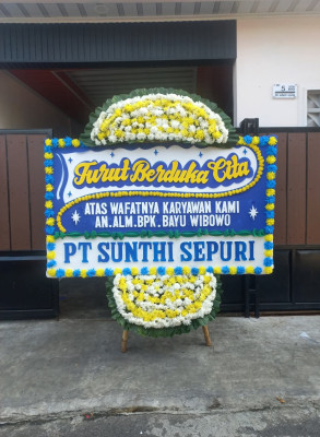 Papan Bunga Duka di Karang Berombak